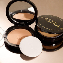 Cipria Natural Skin Powder...