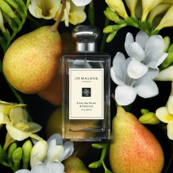 English Pear & Freesia...